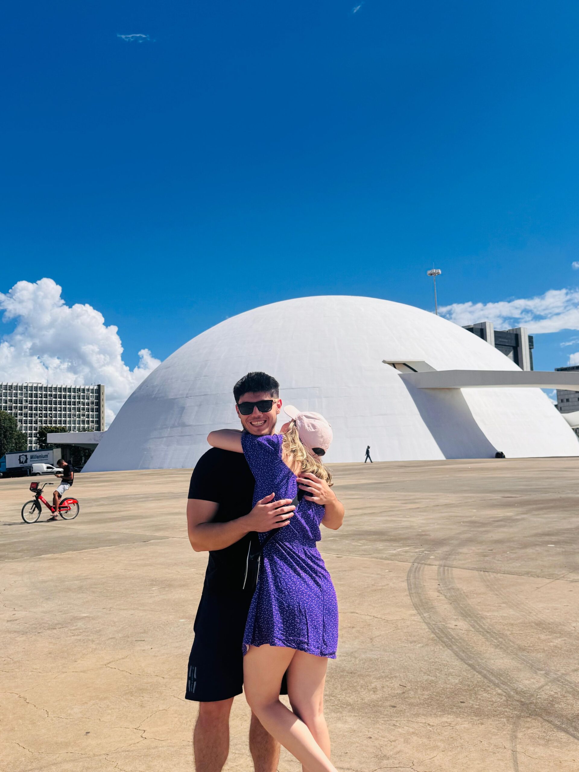 Brasília: A Capital do céu colorido, que vai muito além de política.